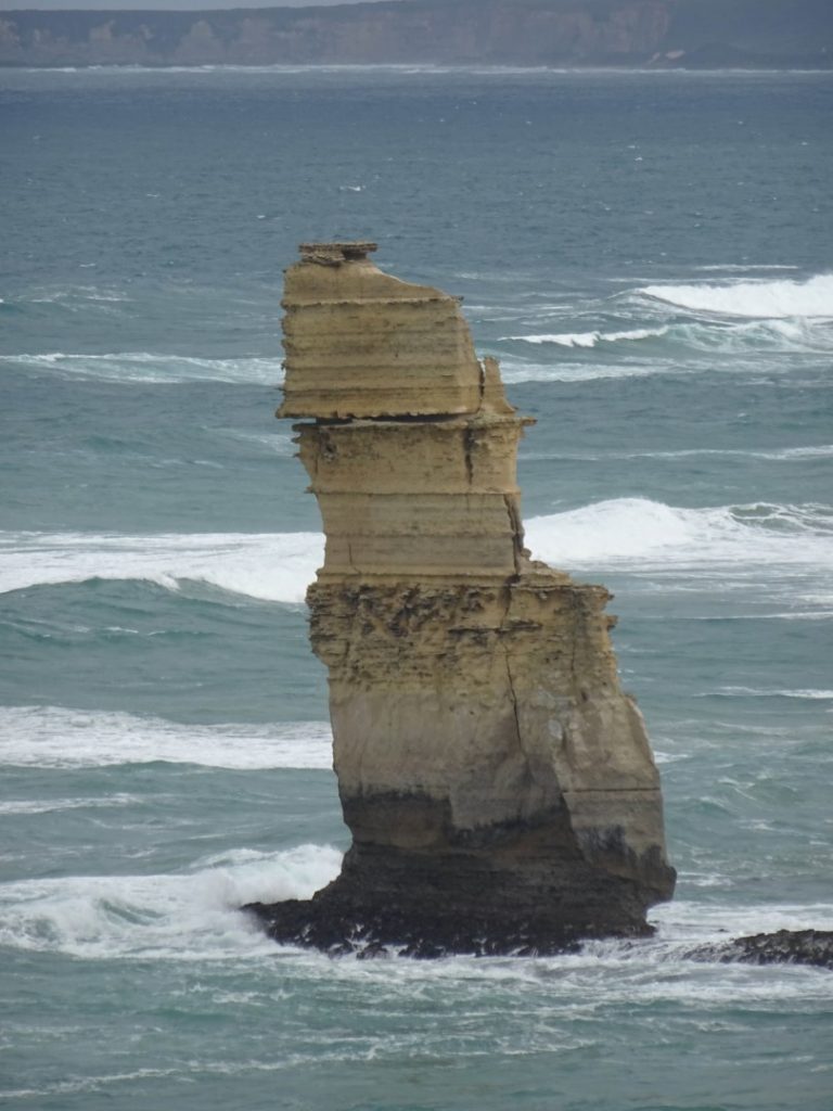 Limestone stack of the Twelve Apostles