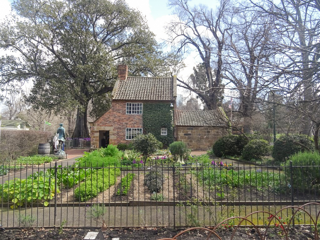 Cook's Cottage in Fitzroy Gardens