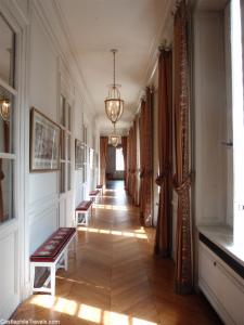 One of the hallways in the Grand Trianon