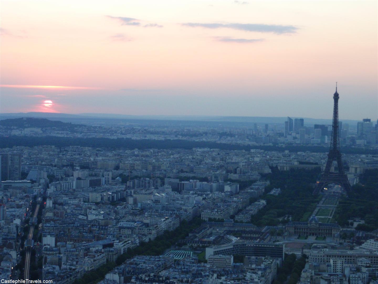 Eiffel Tower at twilight